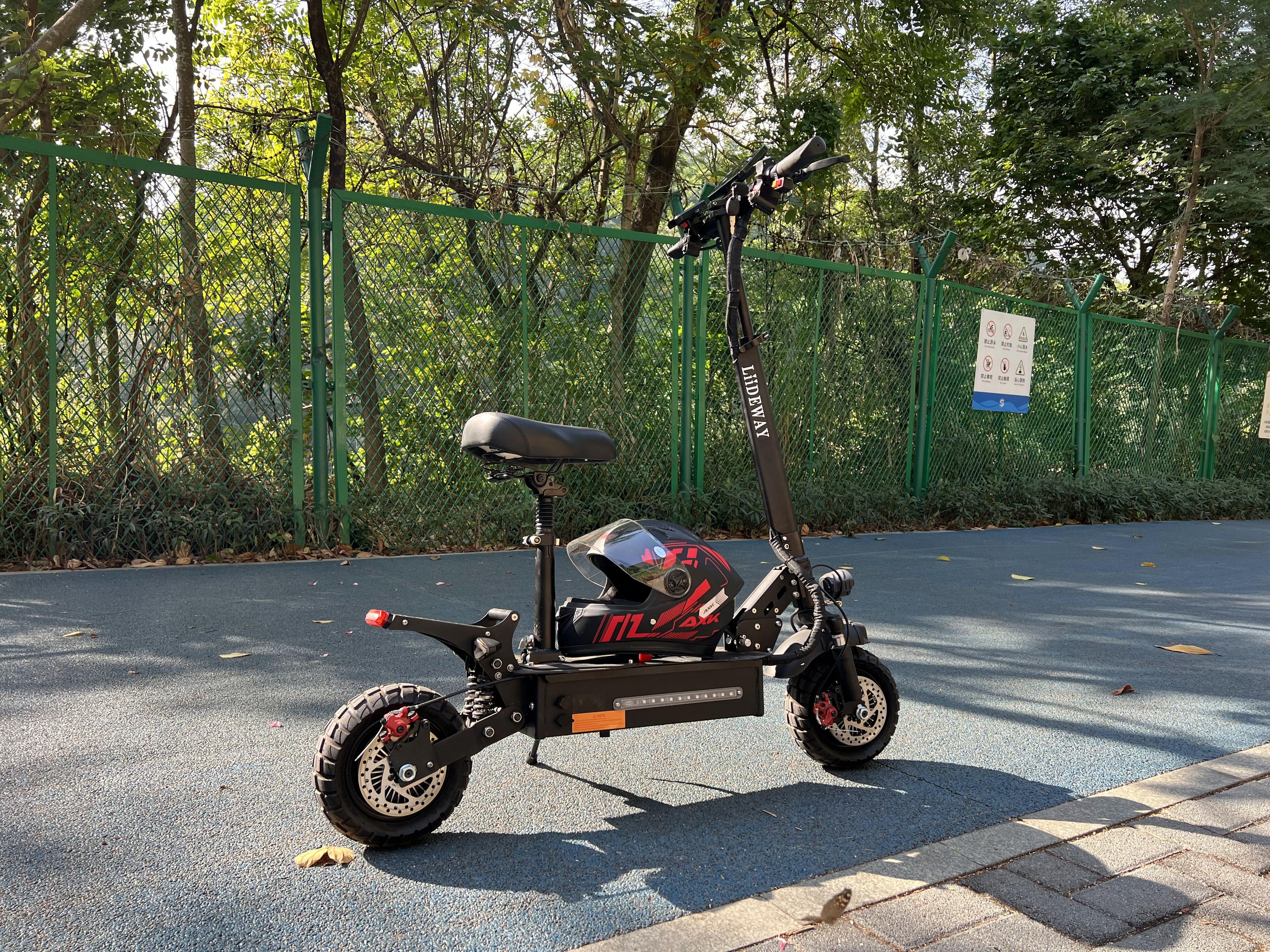 Electric scooter with seat adults